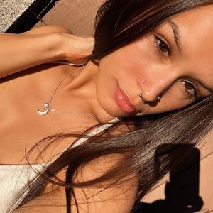 Meet your Posher, Alorha